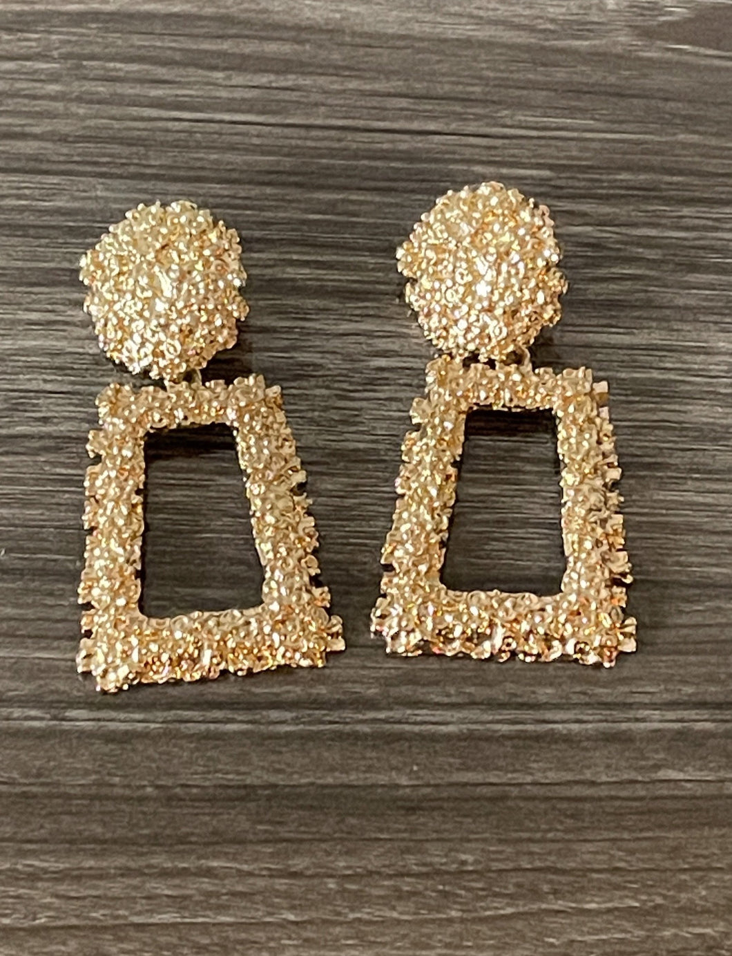 Tori Earrings - Gold