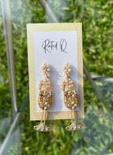 Load image into Gallery viewer, Pour It Up Earrings
